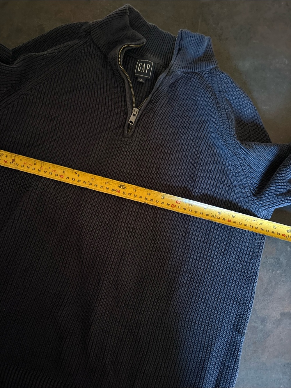 GAP V-Neck Ribbed Pullover in Navy Large - Picture 4 of 8
